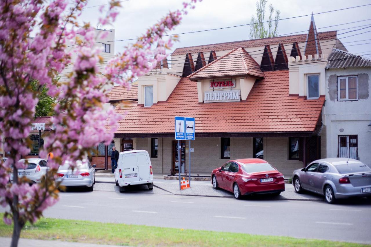 Piligrim 2 Hotel Nikolayev Bagian luar foto