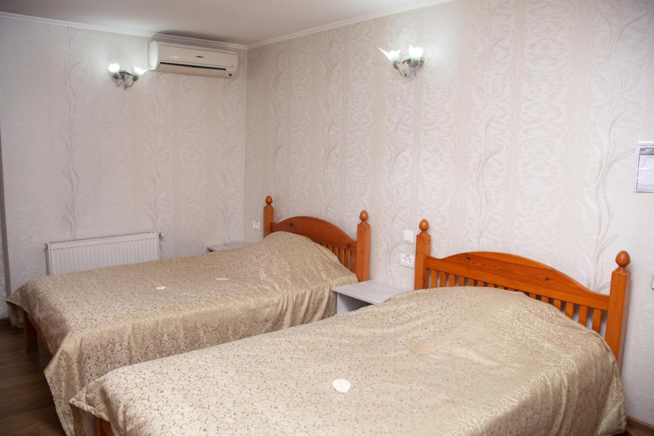 Piligrim 2 Hotel Nikolayev Bagian luar foto