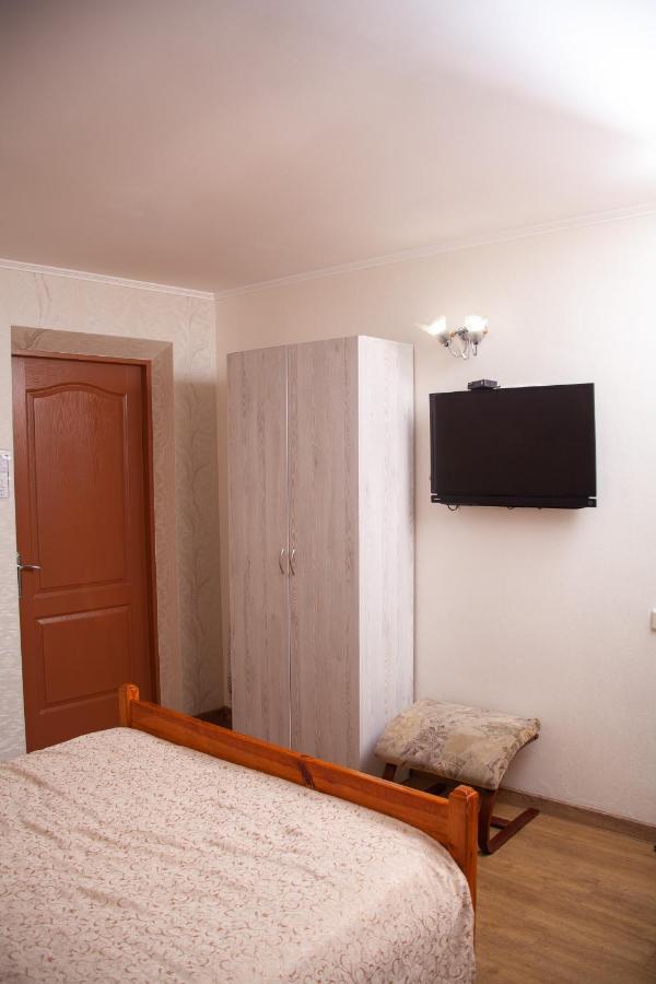 Piligrim 2 Hotel Nikolayev Bagian luar foto